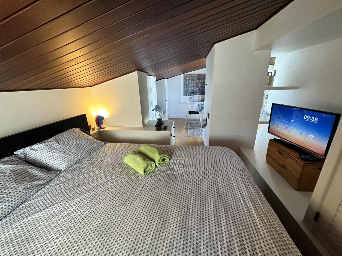 Solo Atico Guest Suites Л'Аскала Екстер'єр фото