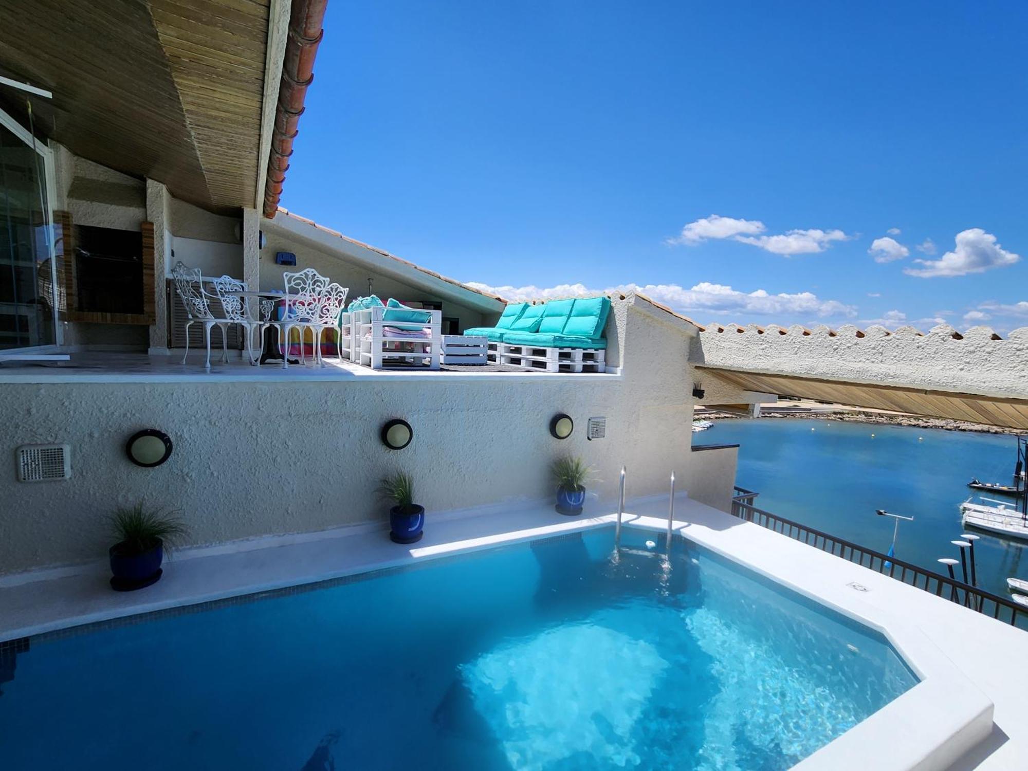 Solo Atico Guest Suites Л'Аскала Екстер'єр фото